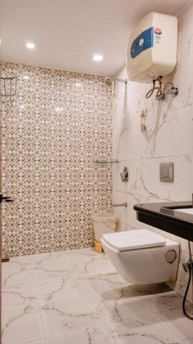 four_bed_family_room_non-view_6